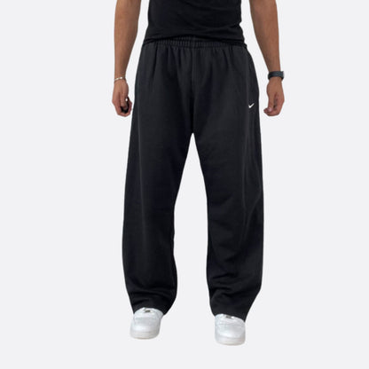 BLACK BAGGY NIKE JOGGER