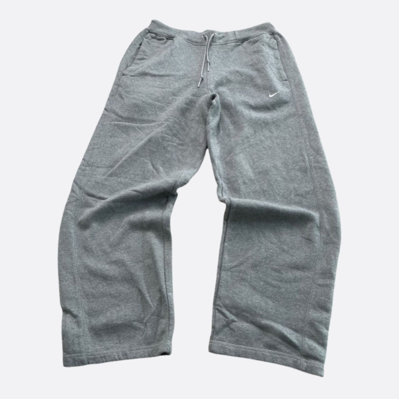 GREY BAGGY NIKE JOGGER